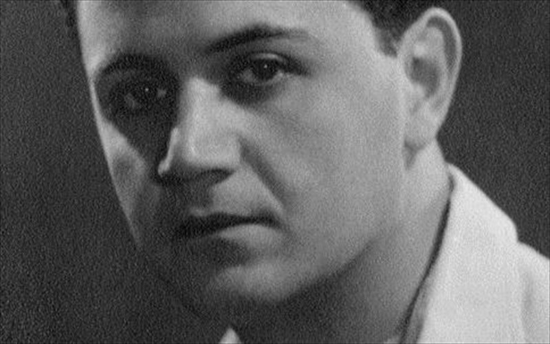 manos-xatzidakis-i-dialeksi-gia-to-rempetiko-sto-theatro-texnis-70-xronia-meta