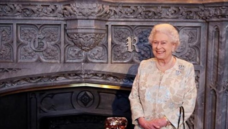 timitiko-kinimatografiko-brabeio-gia-tin-basilissa-elisabet