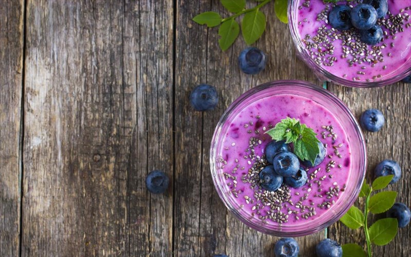 tessera-threptika-smoothies-gia-tonosi-anosopoiitikou