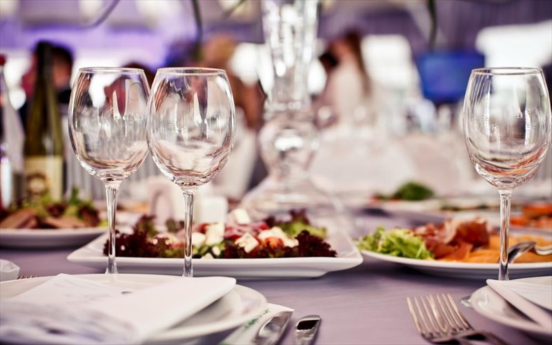 poia-estiatoria-brabeutikan-sta-fnl-awards