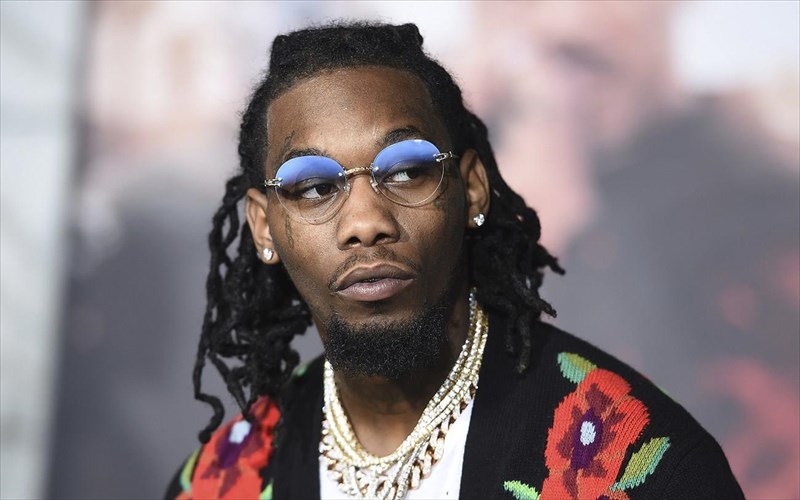 o-offset-epistrefei-me-ton-proto-tou-solo-disko-kai-ena-ntokimanter