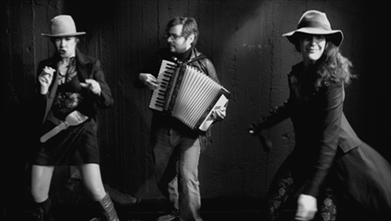 theatriko-ntokoumento