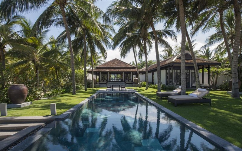 tessera-taksidia-wellness-pou-oneireuomaste-me-anoixta-matia