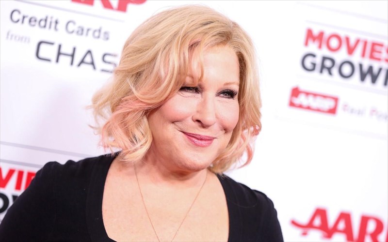 ta-oscars-epistrateusan-tin-bette-midler