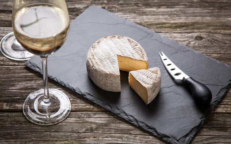 oinogeusignosia-me-aroma-italias-erxetai-sto-kentro-tis-athinas