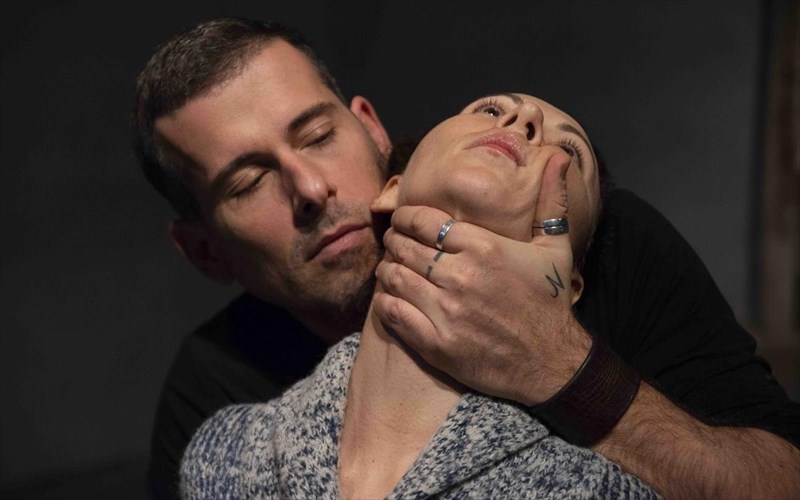 o-giannis-laspias-me-mia-istoria-erota-kai-anarxias