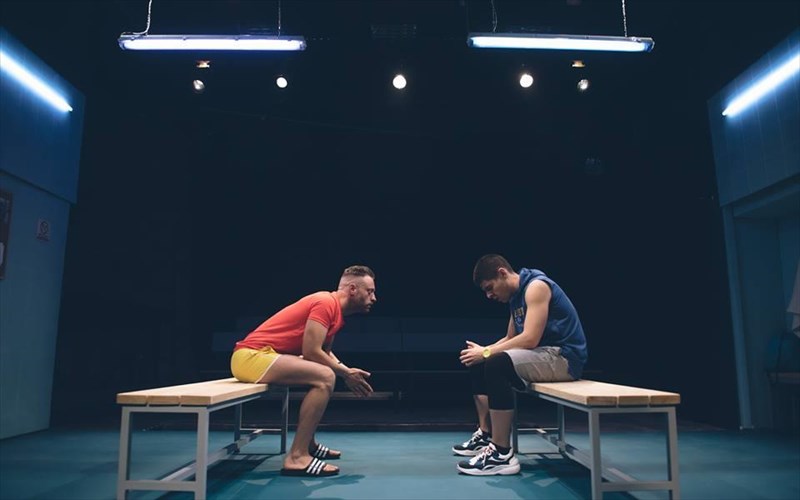 i-arxi-tou-arximidi-ta-fake-news-kai-i-dunami-tis-anosis-sti-skini-tou-skrow-dunami-tis-anosis-sti-skini-tou-skrow