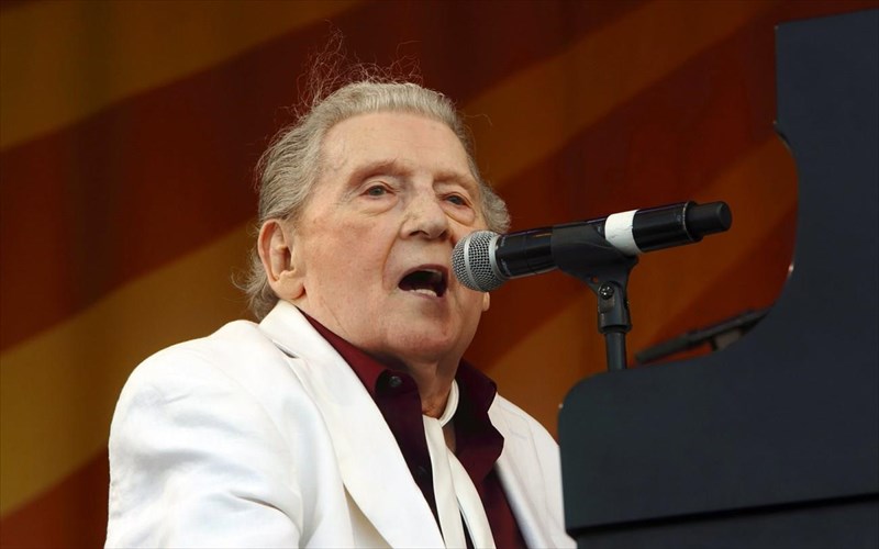 sto-nosokomeio-o-Jerry-lee-lewis-Jerry-lee-lewis