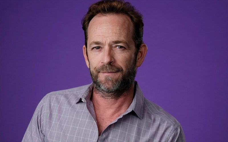 efuge-o-luke-perry-stin-ilikia-ton-52-eton-luke-perry-stin-ilikia-ton-52-eton