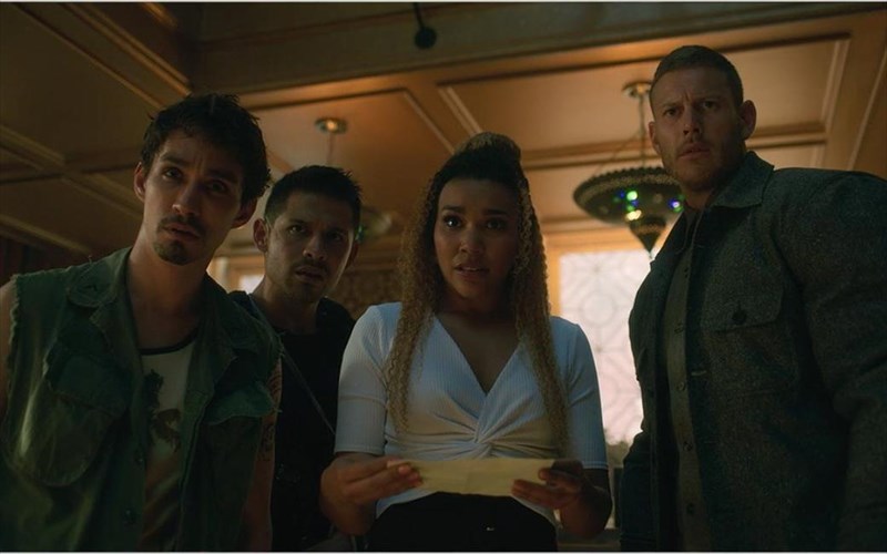 pente-logoi-na-deis-to-the-umbrella-academy-kai-alloi-tosoi-na-to-ksanaskefteis