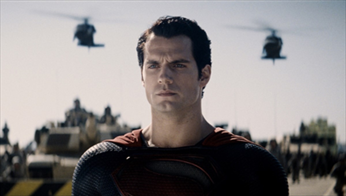 o-neos-souperman-erxetai-to-kalokairi