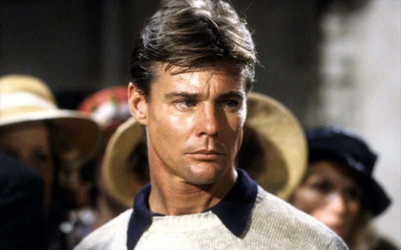 efuge-o-Jan-michael-vincent-protagonistis-tou-airwolf-Jan-michael-vincent-protagonistis-tou-airwolf