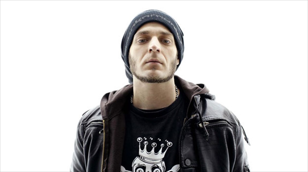 o-rous-live-sto-club-tou-staurou