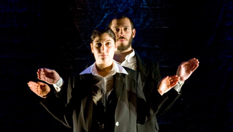 to-monon-tis-zois-tou-takseidion-me-ti-skinothetiki-sfragida-tou-d-abdeliodi