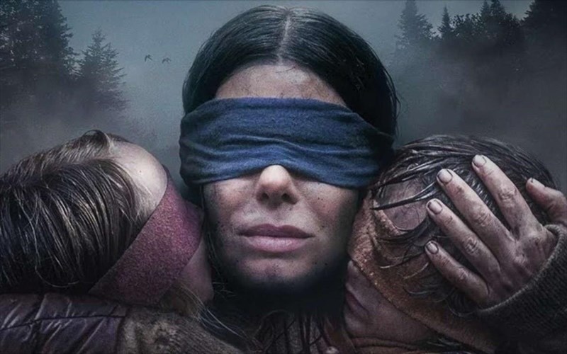 ton-oktobrio-erxetai-i-sunexeia-sto-bird-box-sunexeia-sto-bird-box