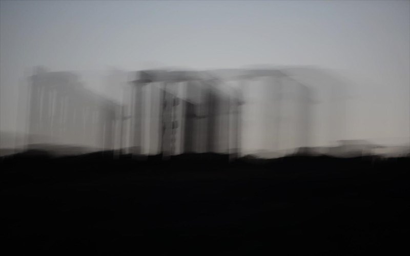 eleutheries-pou-tha-thelame-ma-den-exoume-se-ena-fotografiko-leukoma