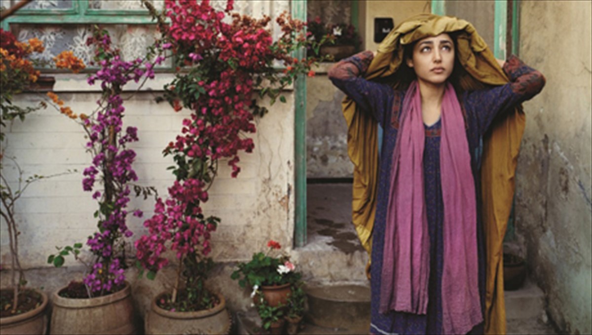 i-petra-tis-upomonis-to-polumetafrasmeno-muthistorima-sti-megali-othoni