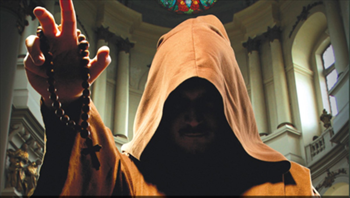 fonos-kai-mustirio-sti-romi