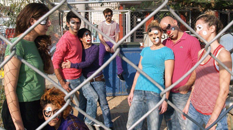 diaskedazontas-me-ton-pono