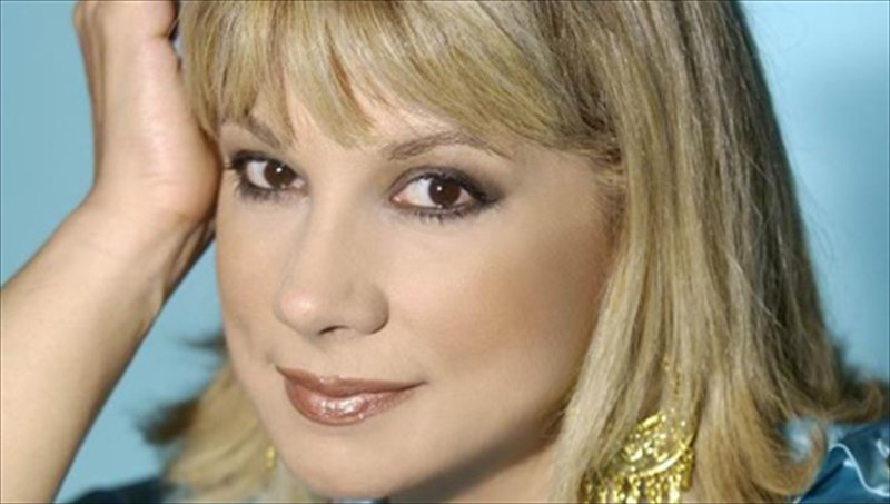 anna-adrianou-i-agapi-den-einai-mono-sunaisthima-alla-kai-apofasi