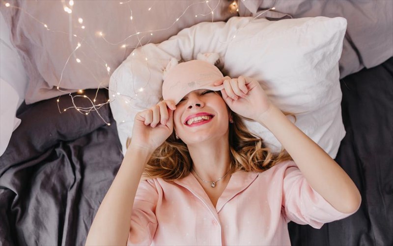 pos-kathe-nuxta-mporeite-na-gurizete-tonxrono-piso