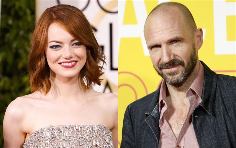 emma-stone-kai-ralph-fiennes-sta-upopsin-tou-alexander-payne-gia-to-the-menu