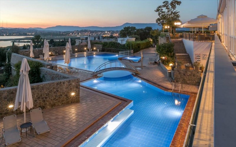 divani-corfu-palace-magiko-pasxa-stin-panemorfi-kerkura