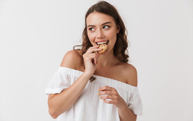 pos-i-zaxari-skotonei-tin-omorfia-sas-zaxari-skotonei-tin-omorfia-sas