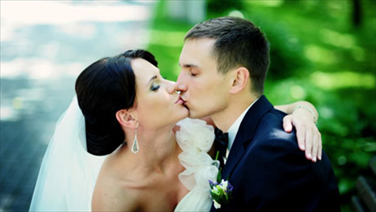 to-peplo-o-xaraktiras-i-i-tuxi-kathorizoun-ti-zoi-mas-tuxi-kathorizoun-ti-zoi-mas