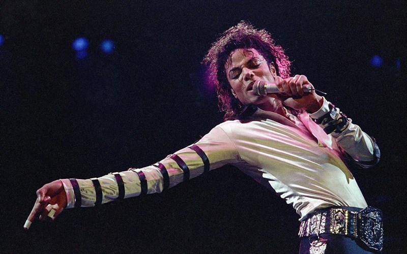 stin-antepithesi-i-oikogeneia-tou-michael-Jackson-me-diki-tis-ereuna-oikogeneia-tou-michael-Jackson-me-diki-tis-ereuna