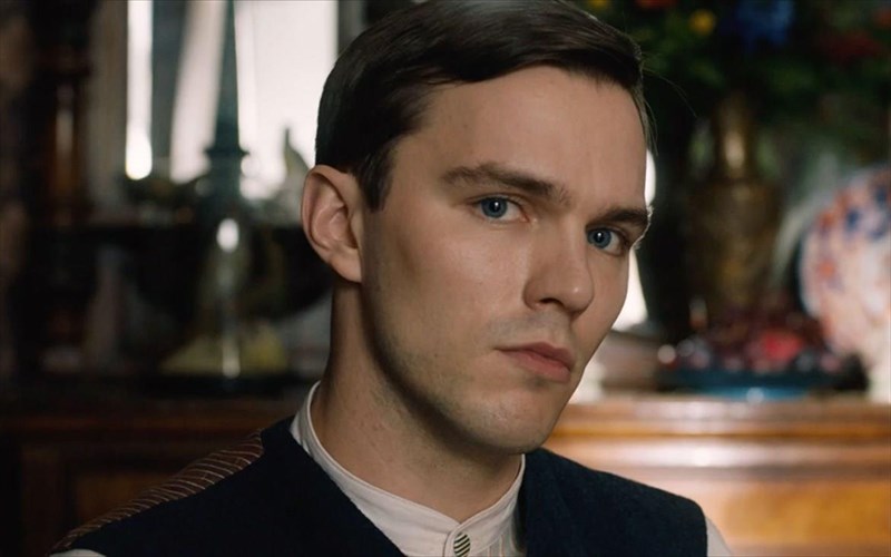 i-oikogeneia-tou-Jrr-tolkien-apokirukse-tin-biografiki-tainia-me-ton-nicholas-hoult