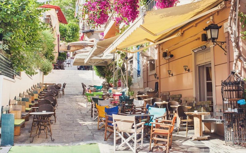 i-gastronomiki-skini-tis-athinas-mesa-apo-ta-ksena-dimosieumata