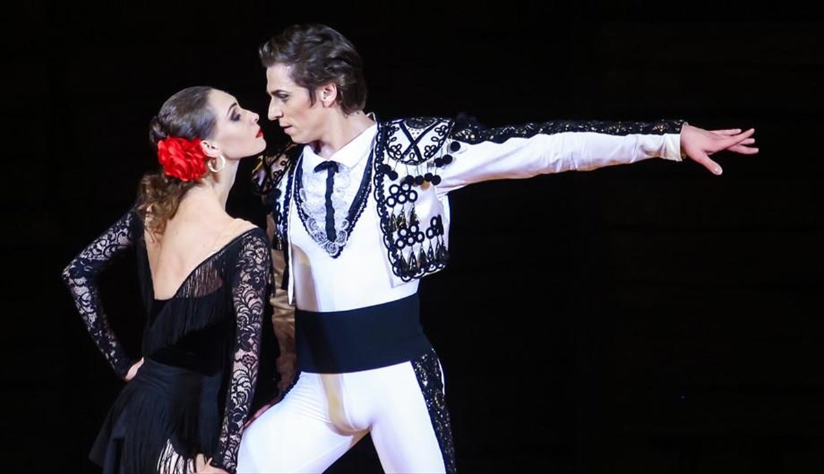 souita-karmen-petrouska