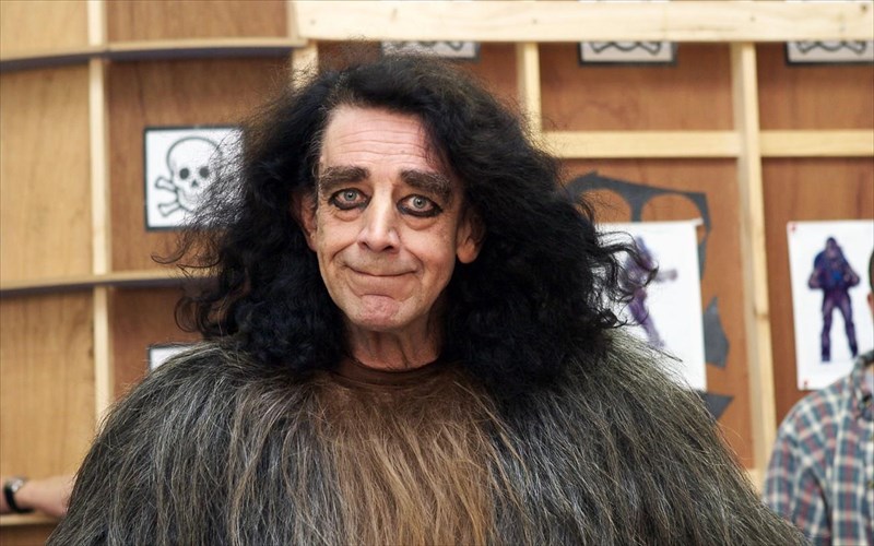 pethane-o-peter-mayhew-o-protos-chewbacca-protos-chewbacca