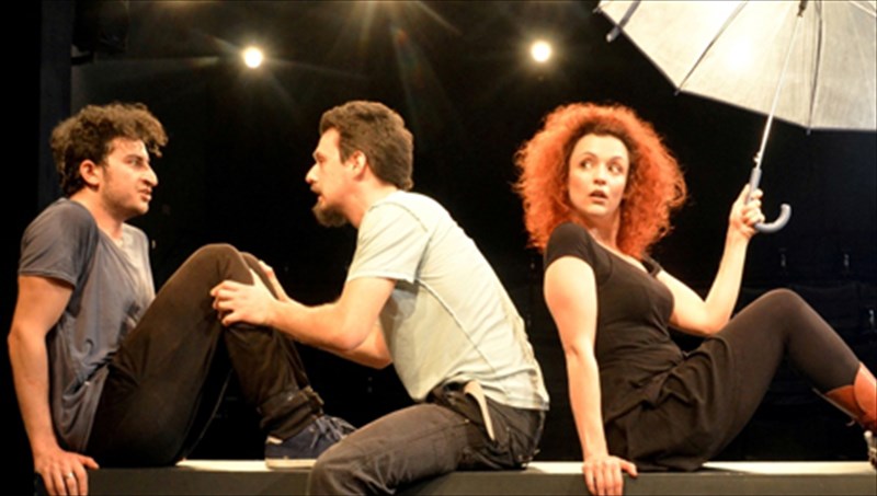 tragelafos-kai-oi-olumpioi-theoi-trelathikan-apo-tin-krisi