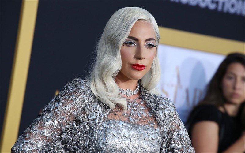 orgi-tis-lady-gaga-gia-ti-stugeri-apagoreusi-ambloseon-stin-alampama