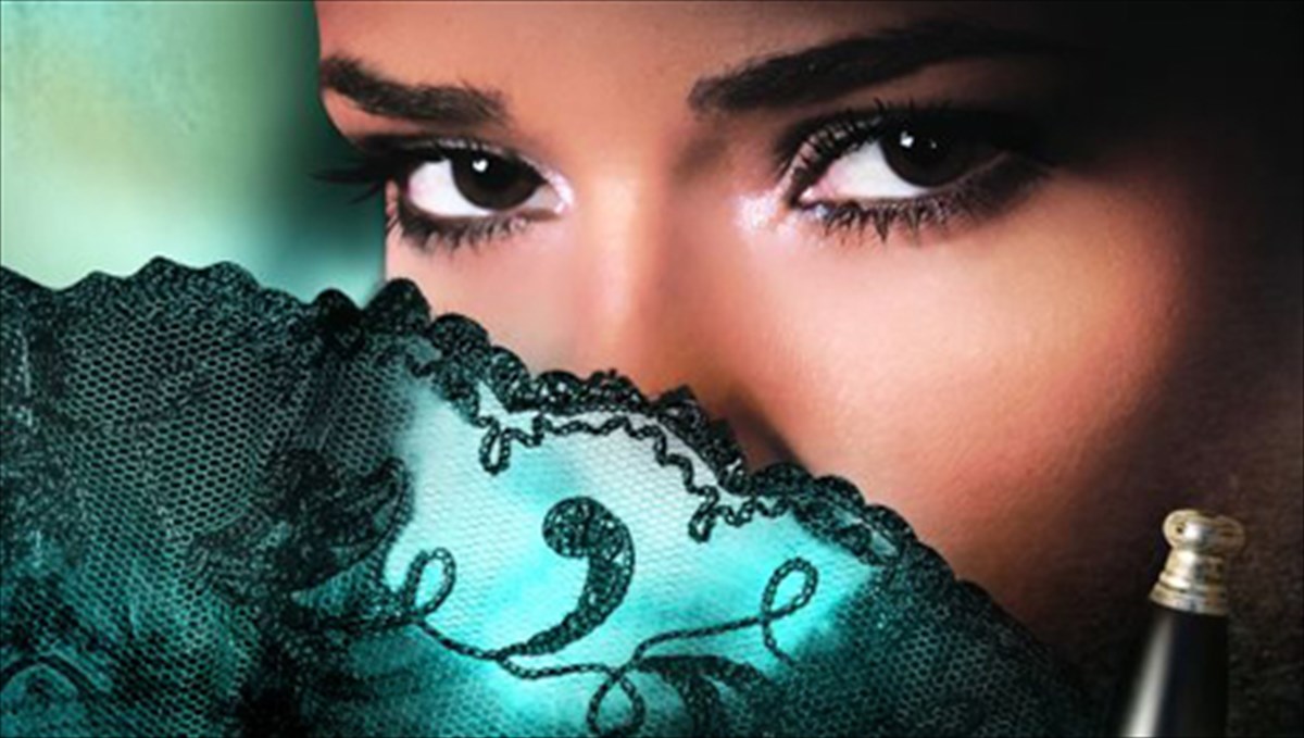 lena-manta-ksanaxtupa-me-neo-muthistorima