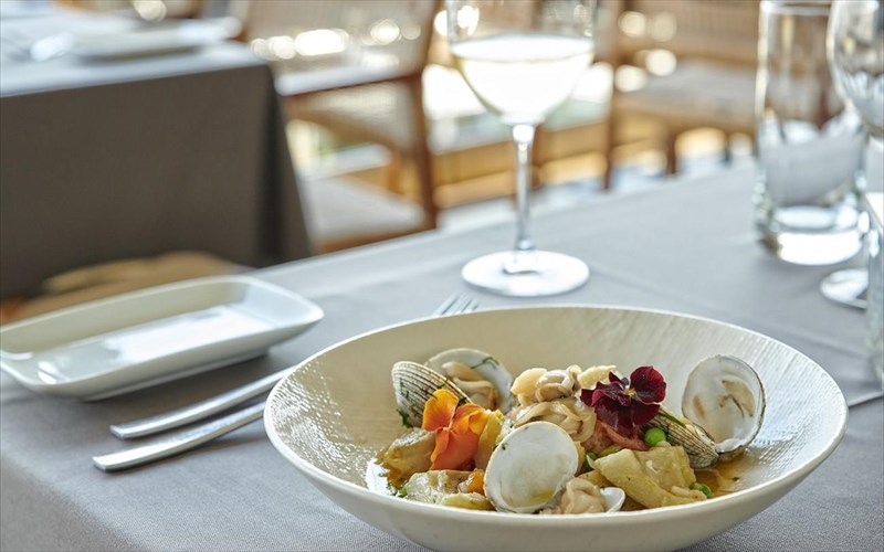 bites-kai-wine-signature-events-to-neo-protzekt-tou-varoulko-seaside-wine-signature-events-to-neo-protzekt-tou-varoulko-seaside