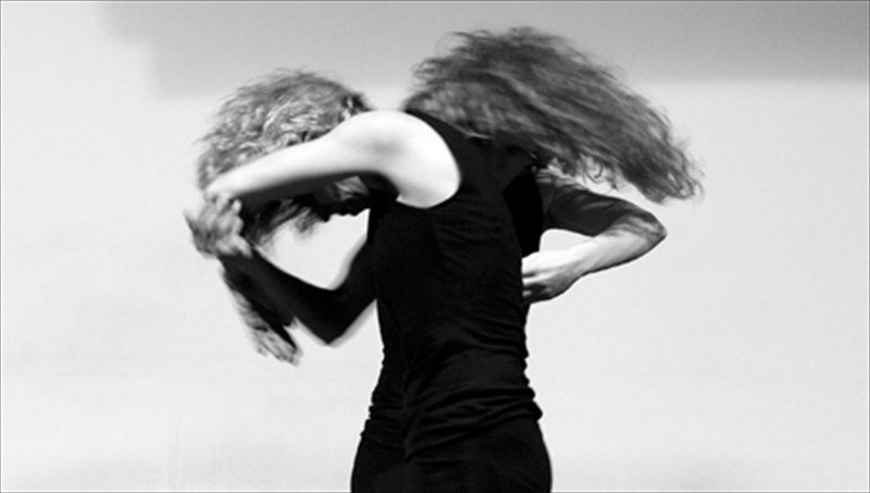 xoreutiko-ntoueto-me-ti-sfragida-tis-aggelikis-stellatou