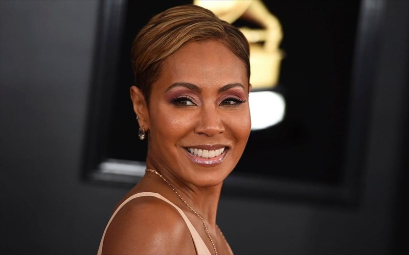 i-Jada-pinkett-smith-paradextike-pos-itan-ethismeni-stin-pornografia