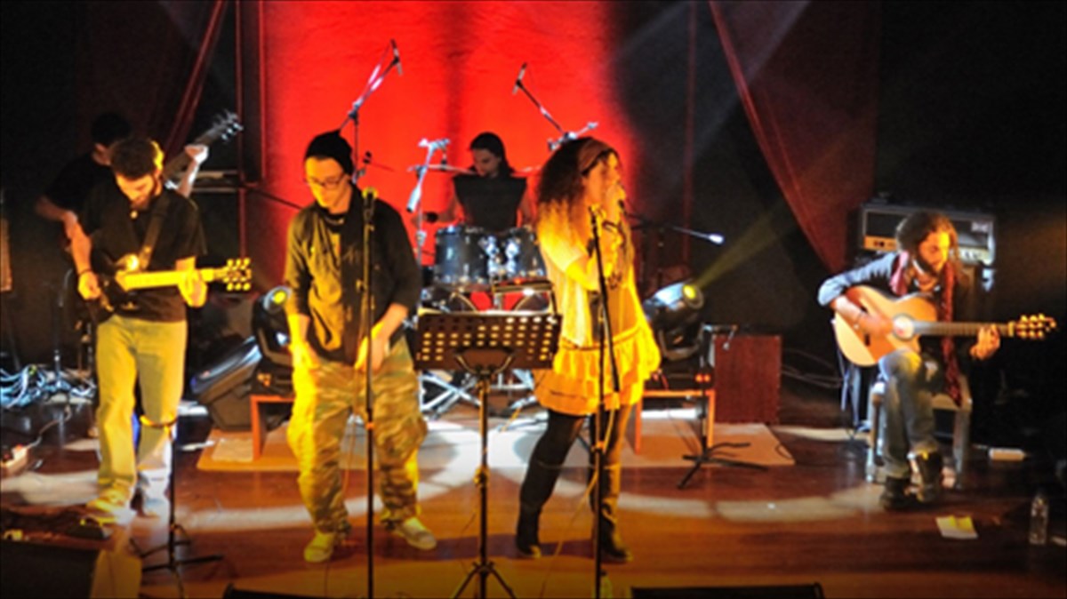 live-party-me-reggae-latin-swing-kai-rock-ixous-sto-faust