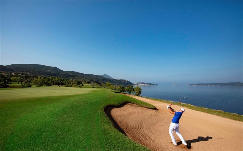 to-4o-diethnes-tournoua-gkolf-messinia-pro-am-etoimazetai-stin-costa-navarino