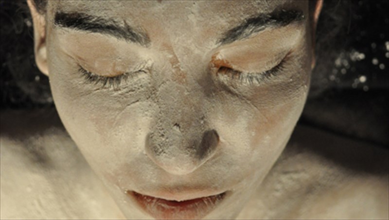 o-logos-tou-ritsou-epi-skinis