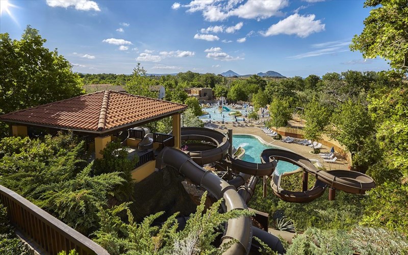 to-triimero-problepetai-oneiremeno-stin-costa-navarino