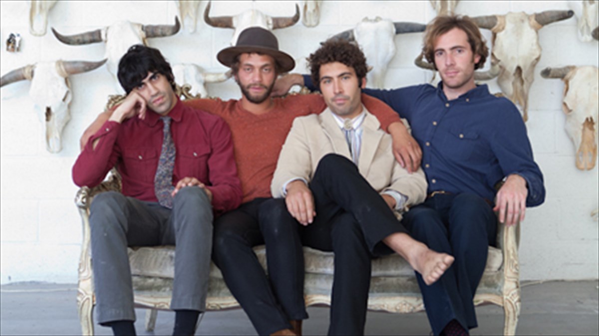 garage-psuxedeleia-kai-taksidiariki-atmosfaira-sto-fuzz