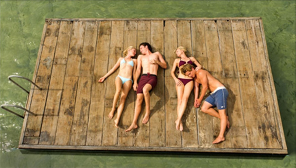 kritiki-tainiasidiaiteres-adunamies