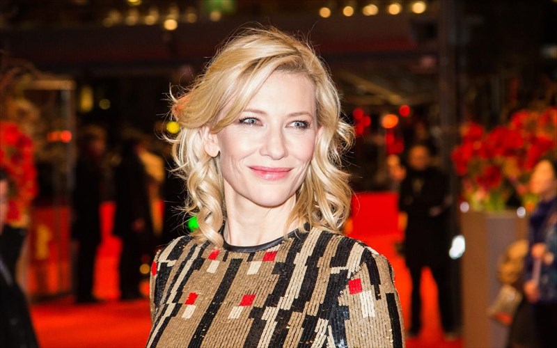 cate-blanchett-den-me-plisiaze-o-suzugos-mou-otan-epaiksa-ton-bob-dylan-suzugos-mou-otan-epaiksa-ton-bob-dylan