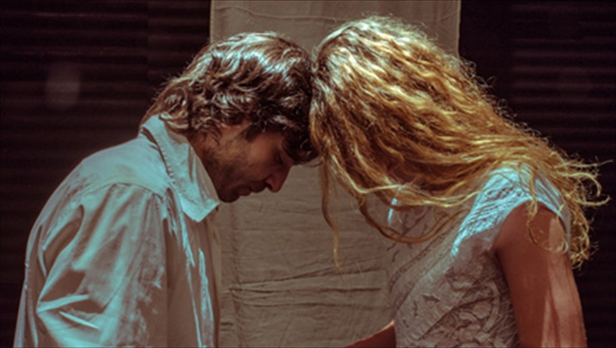 oi-allages-ton-epoxon-saikspiriko-kolaz-gia-ton-erota