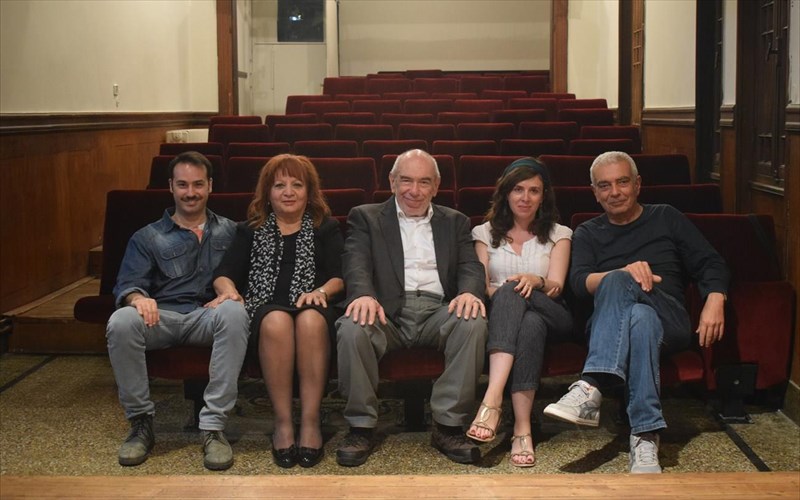 poia-einai-i-mesi-diarkeia-zois-ton-pluntirion-mesi-diarkeia-zois-ton-pluntirion