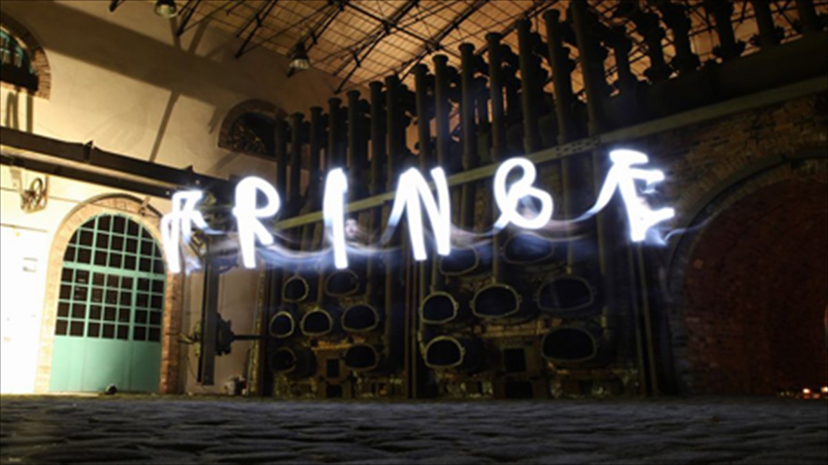 poikila-mousika-dromena-sto-athens-fringe-live